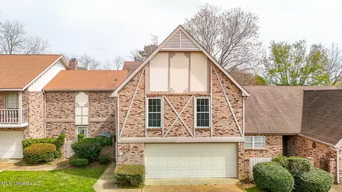27 Timber Ridge Dr, Brandon, MS 39042