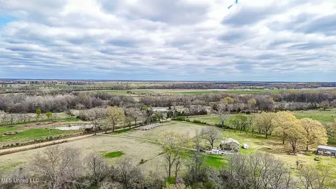View/Area - 707 Endris Rd, Canton, MS 39046 photo 1 of 3