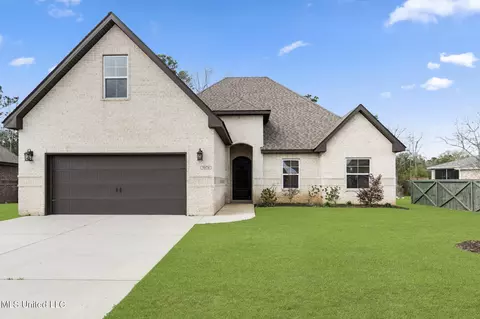 5878 Windmill St, Ocean Springs, MS 39564