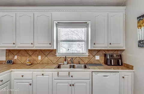 243 Cherry Bark Dr, Brandon, MS 39047 photo 28
