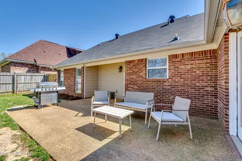 243 Cherry Bark Dr, Brandon, MS 39047 photo 7