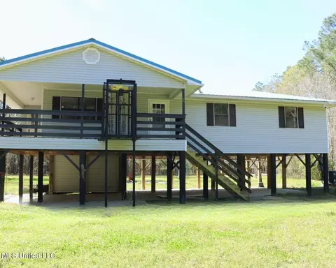 5010 Jobert Rd, Bay Saint Louis, MS 39520