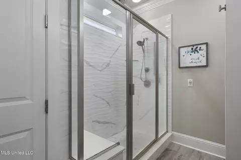 Bath - 87108 Highpoint Dr, Diamondhead, MS 39525 photo 2 of 3