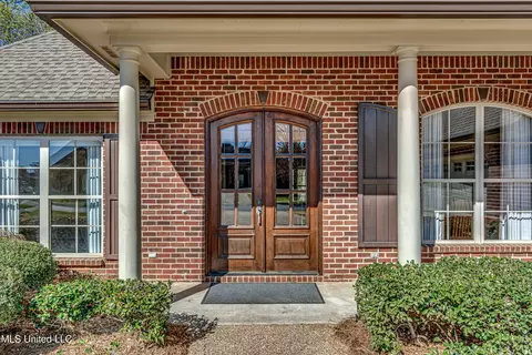 Other - 175 Eastside Dr, Brandon, MS 39047 photo 2 of 14