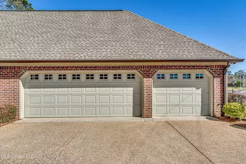 Other - 175 Eastside Dr, Brandon, MS 39047 photo 3 of 14