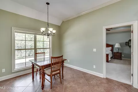 Dining - 175 Eastside Dr, Brandon, MS 39047 photo 3 of 5