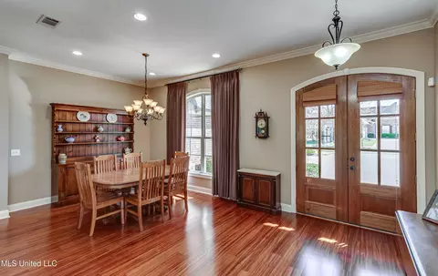 Entry Way - 175 Eastside Dr, Brandon, MS 39047 photo 2 of 3