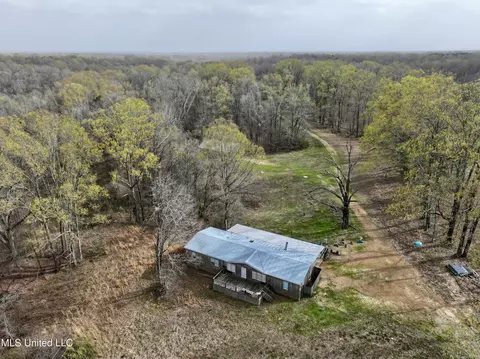 Hebron Church Rd, Bentonia, MS 39040