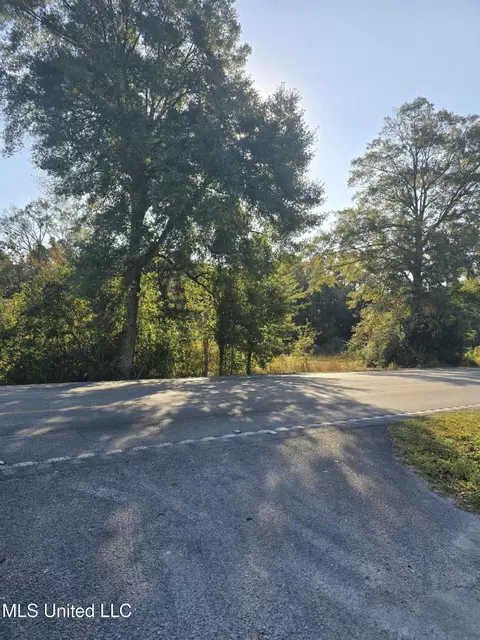 Ms-613 Highway, Moss Point, MS 39563