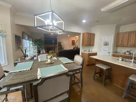 Dining - 12130 Springridge Rd, Terry, MS 39170 photo 2 of 4