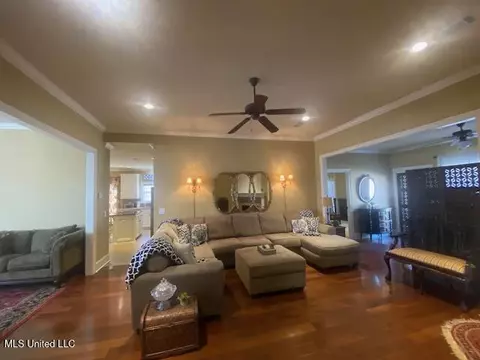 213 Provonce Park, Brandon, MS 39042 photo 7