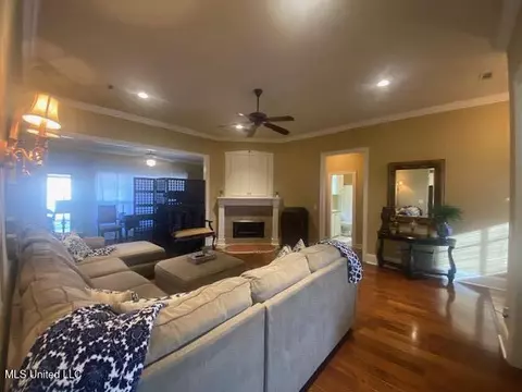 213 Provonce Park, Brandon, MS 39042 photo 6