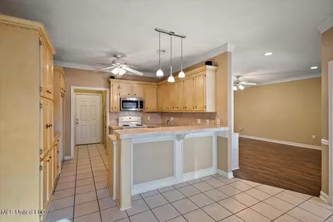 Kitchen - 152 Pavilion Dr, Brandon, MS 39042 photo 1 of 3