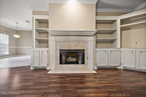 Living - 152 Pavilion Dr, Brandon, MS 39042 photo 3 of 4