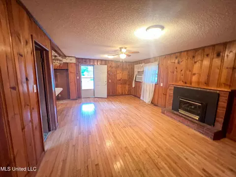 258 Wes Havard Rd, Lucedale, MS 39452 photo 4