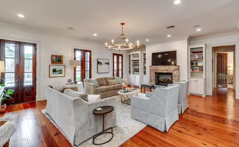 401 Johnstone Dr, Madison, MS 39110 photo 7