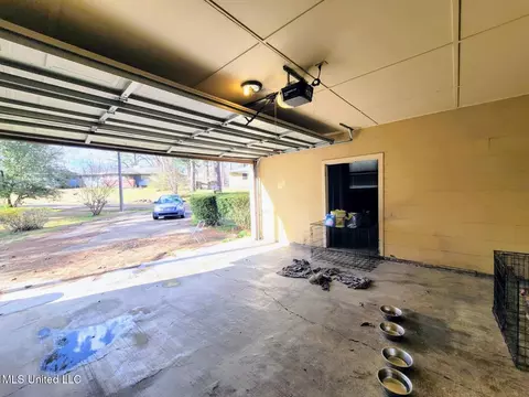 Other - 1817 Wisteria Dr, Jackson, MS 39204 photo 5 of 8
