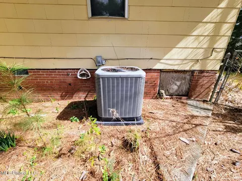 Other - 1817 Wisteria Dr, Jackson, MS 39204 photo 8 of 8