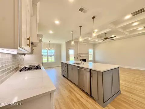 Other - 4275 Brooke Dr, Nesbit, MS 38651 photo 9 of 28