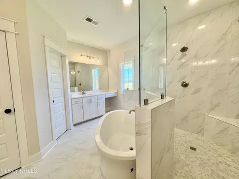 Other - 4275 Brooke Dr, Nesbit, MS 38651 photo 15 of 28