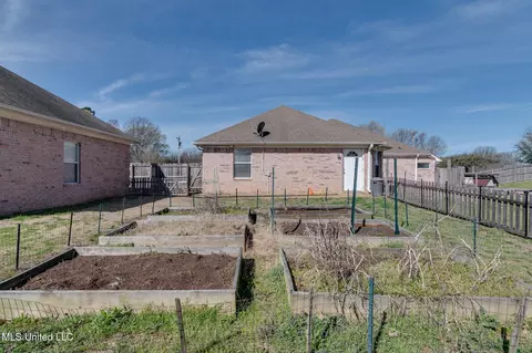Exterior - 7480 Davidson Rd, Olive Branch, MS 38654 photo 18 of 18