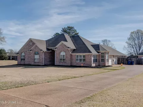 7480 Davidson Rd, Olive Branch, MS 38654