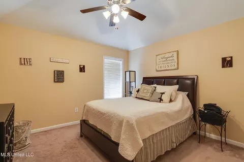 Bedroom - 7480 Davidson Rd, Olive Branch, MS 38654 photo 3 of 4