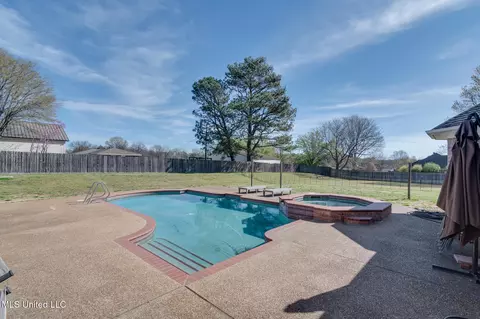 Exterior - 7480 Davidson Rd, Olive Branch, MS 38654 photo 5 of 18