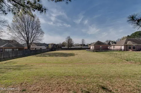 Exterior - 7480 Davidson Rd, Olive Branch, MS 38654 photo 12 of 18