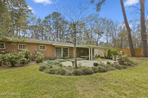 Exterior - 2136 E Northside Dr, Jackson, MS 39211 photo 4 of 5