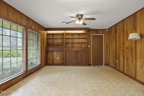 Living - 2136 E Northside Dr, Jackson, MS 39211 photo 3 of 3