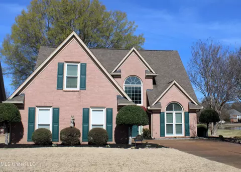 8061 Montrose Dr, Olive Branch, MS 38654