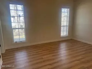 779 White Cir, Grenada, MS 38901 photo 9