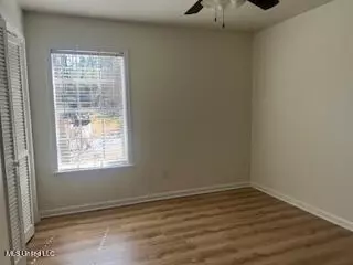 779 White Cir, Grenada, MS 38901 photo 16