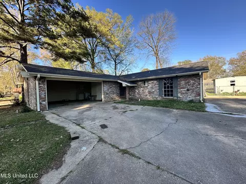 417 Louisa St, Pearl, MS 39208