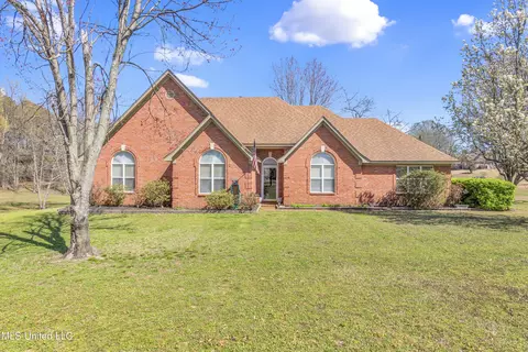 9082 Fox Cv, Olive Branch, MS 38654