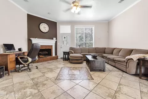 9082 Fox Cv, Olive Branch, MS 38654 photo 8