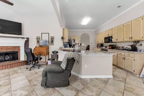 9082 Fox Cv, Olive Branch, MS 38654 photo 13