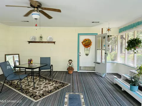 Exterior - 1871 Turtle Rd, Byram, MS 39272 photo 3 of 5