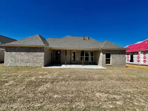 Exterior - 472 Aurora Cir, Canton, MS 39046 photo 6 of 6