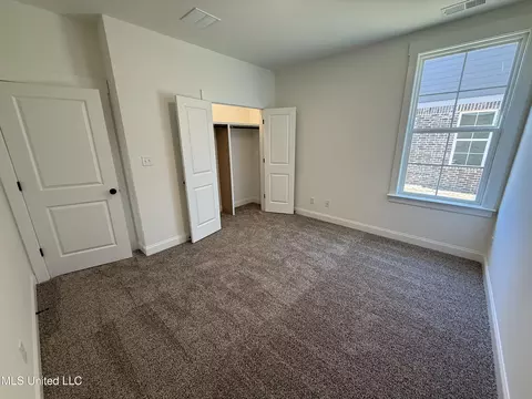 Bedroom - 682 Bolivar Dr, Nesbit, MS 38651 photo 5 of 7