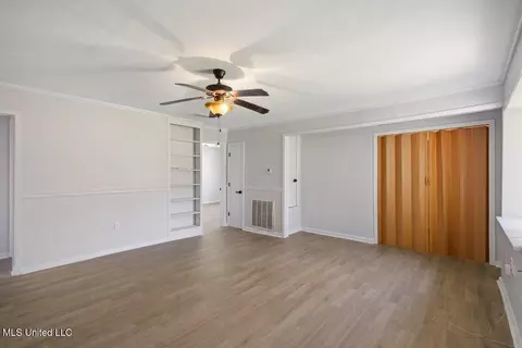 Living - 4630 Wynndale Rd, Terry, MS 39170 photo 5 of 5