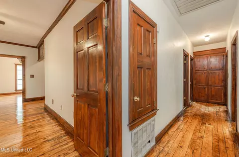 Entry Way - 1244 Haley Rd, Terry, MS 39170 photo 2 of 5