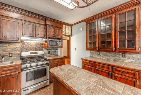 Kitchen - 1244 Haley Rd, Terry, MS 39170 photo 4 of 6