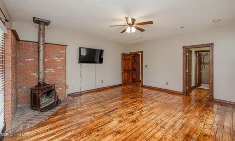 Living - 1244 Haley Rd, Terry, MS 39170 photo 7 of 7
