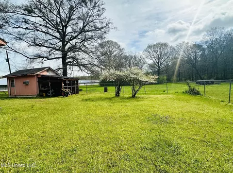 1147 Vfw Rd, Lake, MS 39092 photo 2