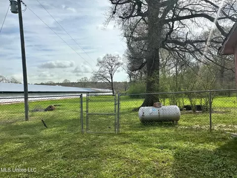 1147 Vfw Rd, Lake, MS 39092 photo 4