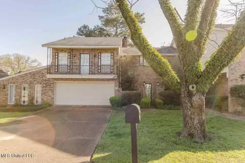 19 Timber Ridge Dr, Brandon, MS 39042