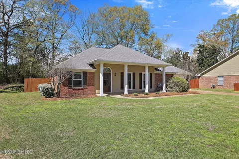 Other - 443 Hemlock Dr, Flowood, MS 39232 photo 1 of 10