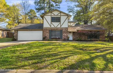 106 Hickory Hill Pl, Brandon, MS 39042